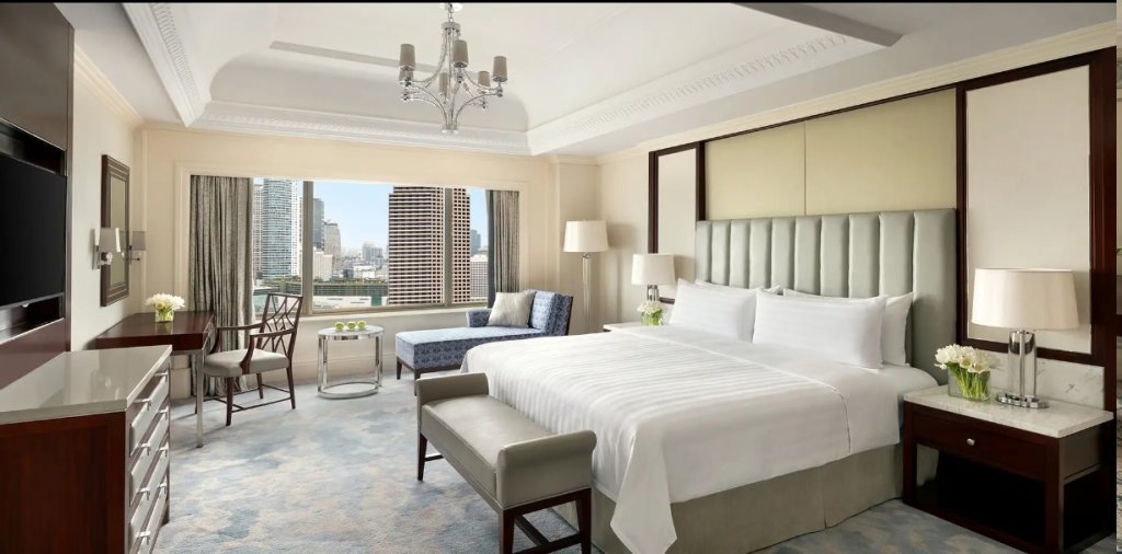 Three Bay Suite Shangri-La Jakarta