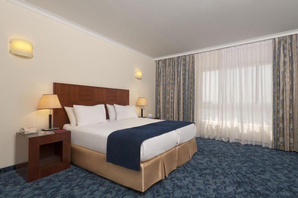 Suite doble familiar con vista al mar Leonardo Plaza Hotel Eilat