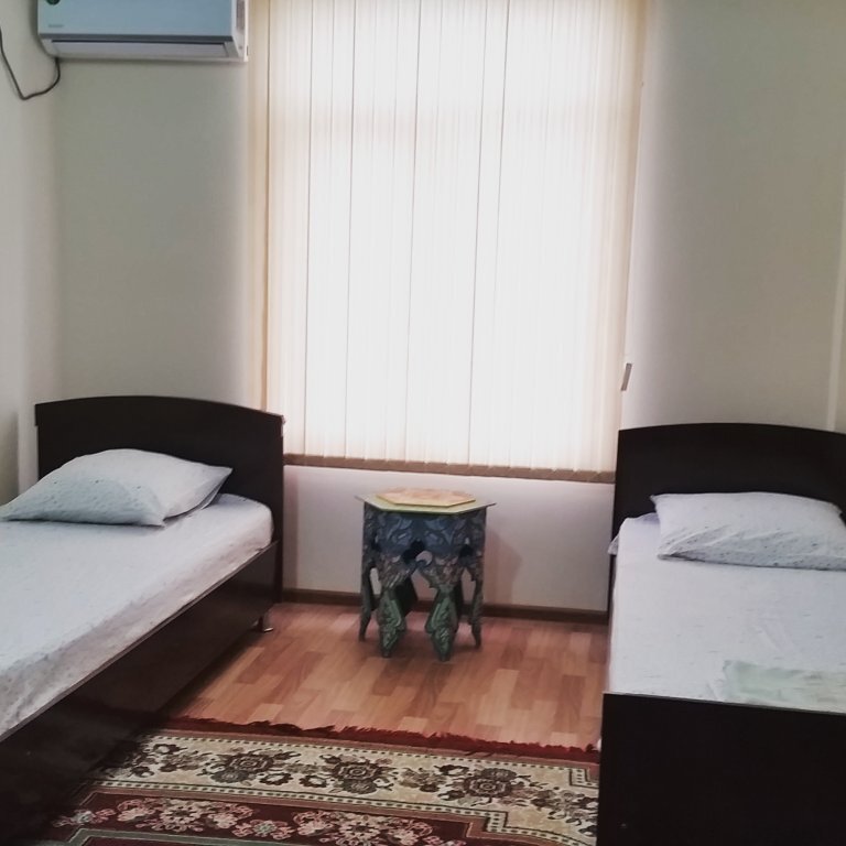 Кровать в общем номере Хостел Sharq 21