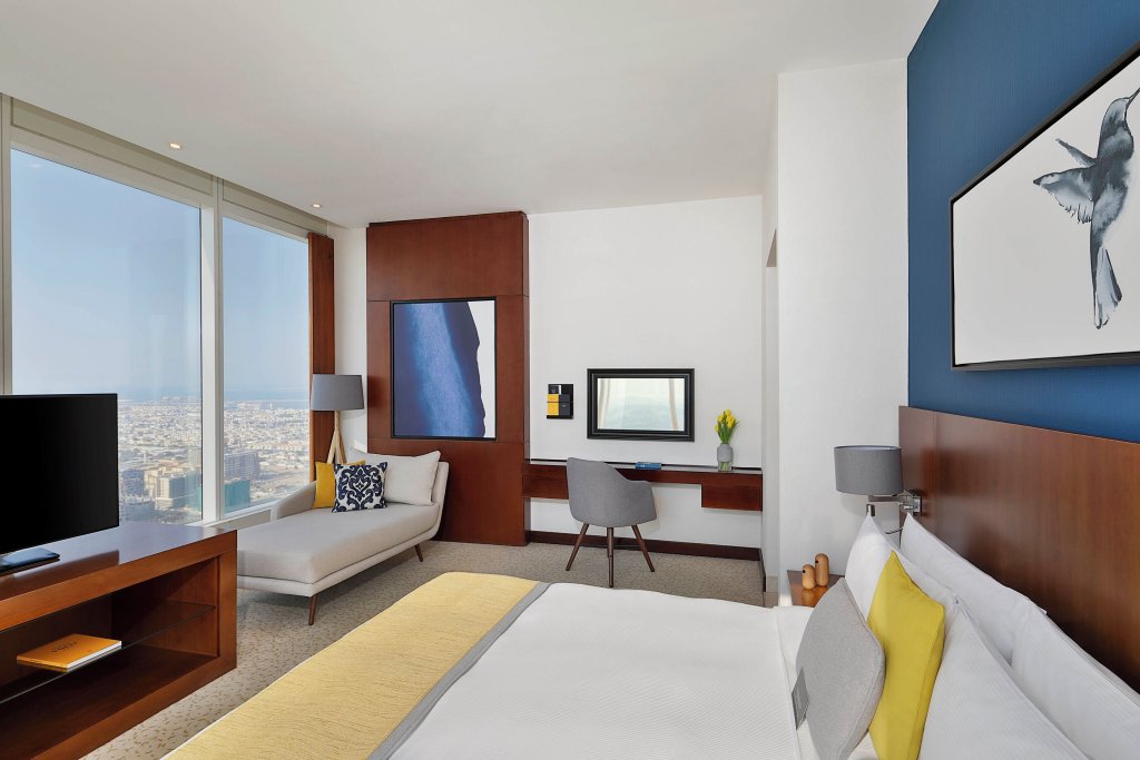 Двухместный номер Deluxe voco Dubai, an IHG Hotel