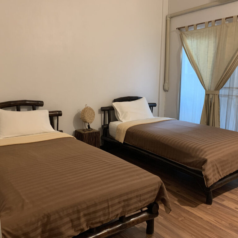 Air-Con Superior Double room with balcony and with partial view Lamphu House Bangkok
