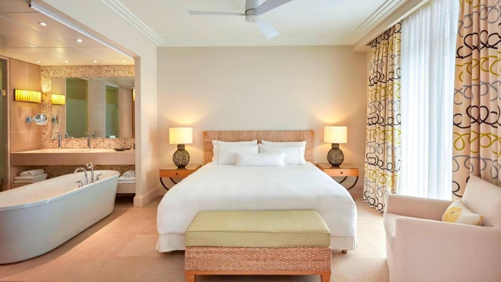 Двухместный люкс Infinity Premium c 1 комнатой с видом на море The Westin Resort, Costa Navarino