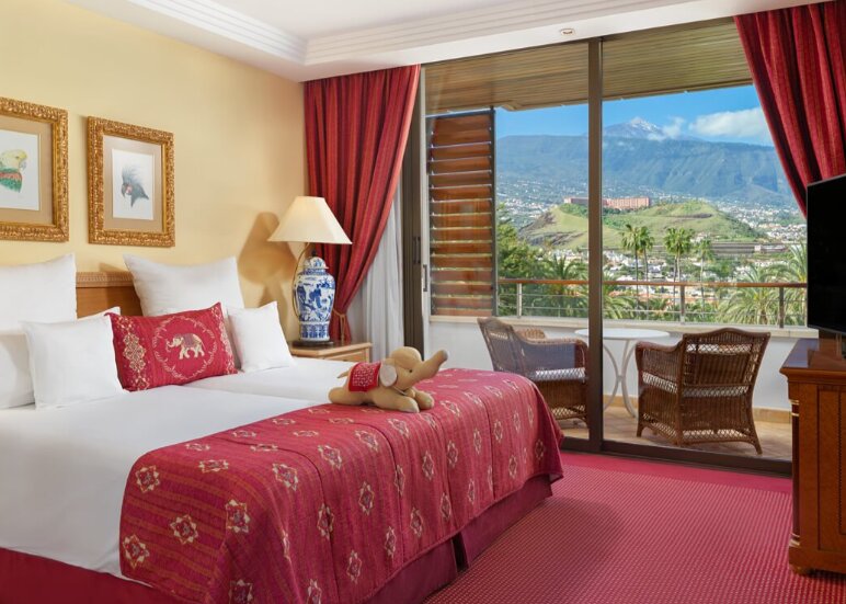 Двухместный люкс Senator Teide View Отель Botanico & The Oriental Spa Garden