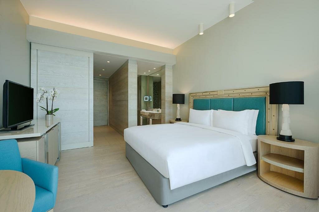 Четырёхместный номер Standard Hilton Dead Sea Resort & Spa