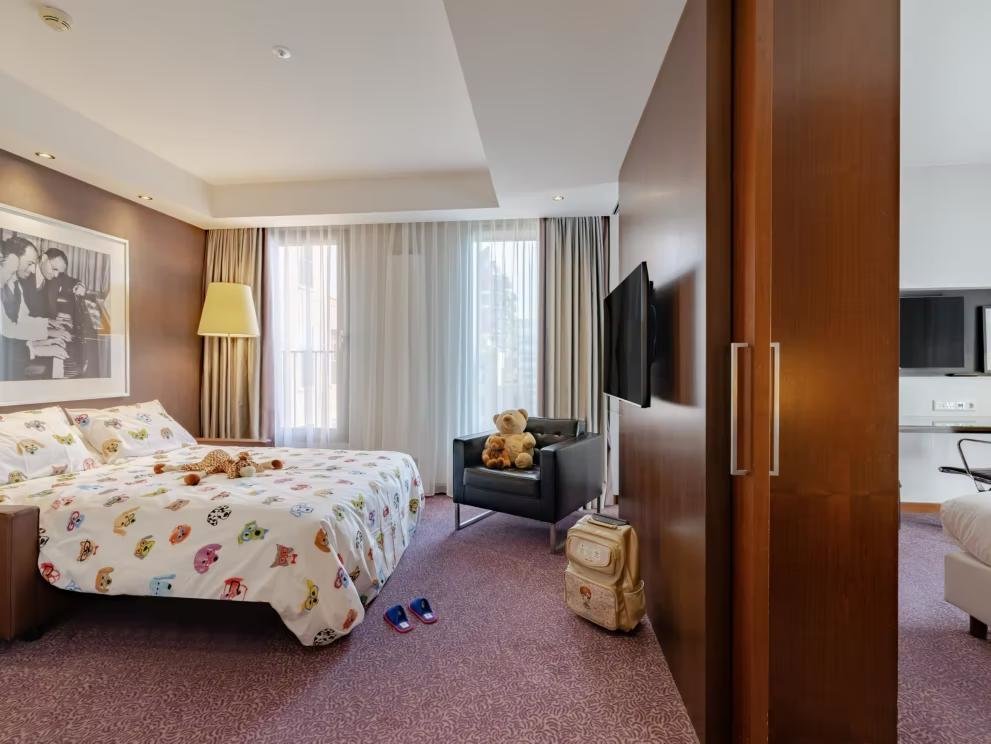 Suite doble familiar 1 dormitorio Crowne Plaza Amsterdam - South, an IHG Hotel