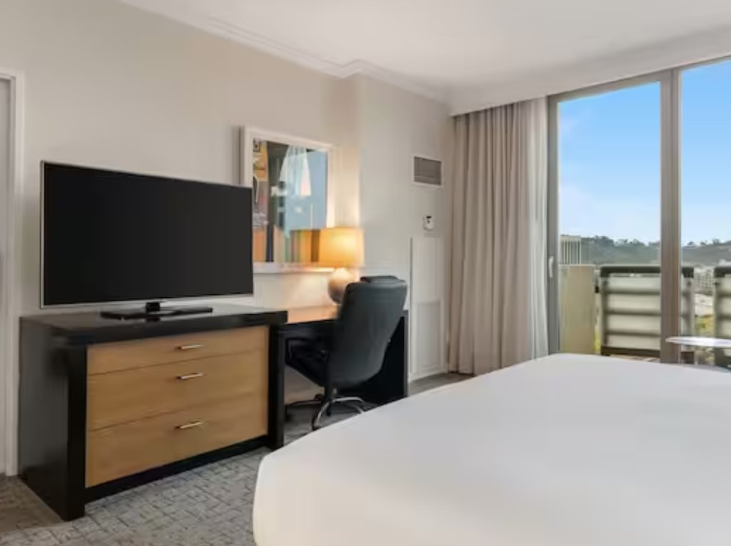 Двухместный Suite - Valley View Executive DoubleTree by Hilton San Diego-Mission Valley