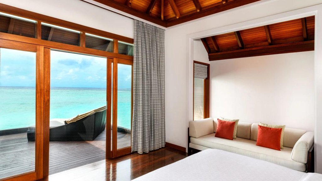 Double Overwater Bungalow with ocean view Sheraton Maldives Full Moon Resort & Spa with Free Transfers