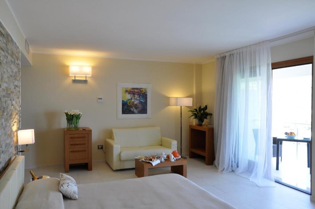 Двухместный люкс Luxury Pugnochiuso Resort Hotel del Faro