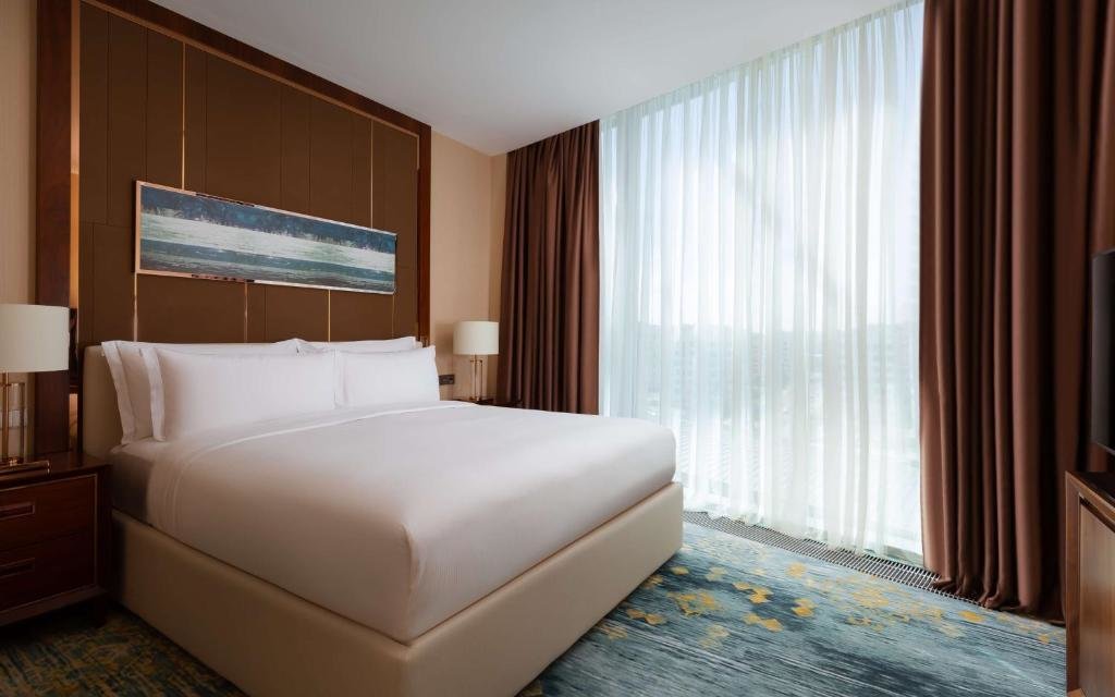 Люкс Superior c 1 комнатой Отель Hilton Astana