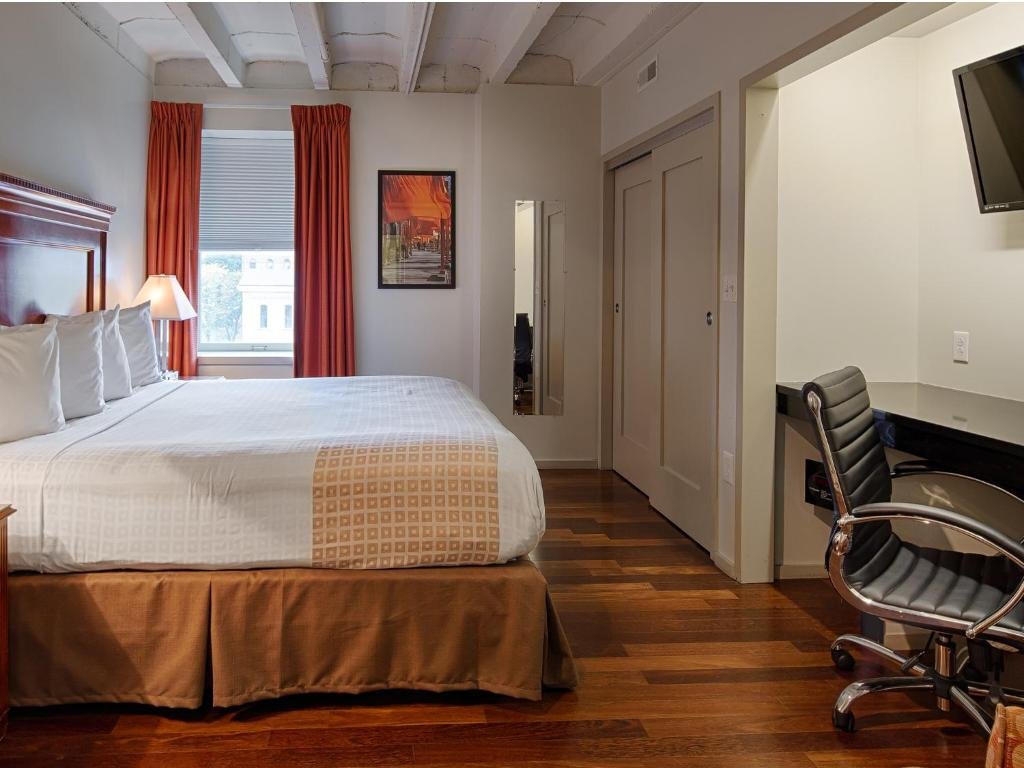 Standard Zimmer Grand Eastonian Hotel & Suites Easton