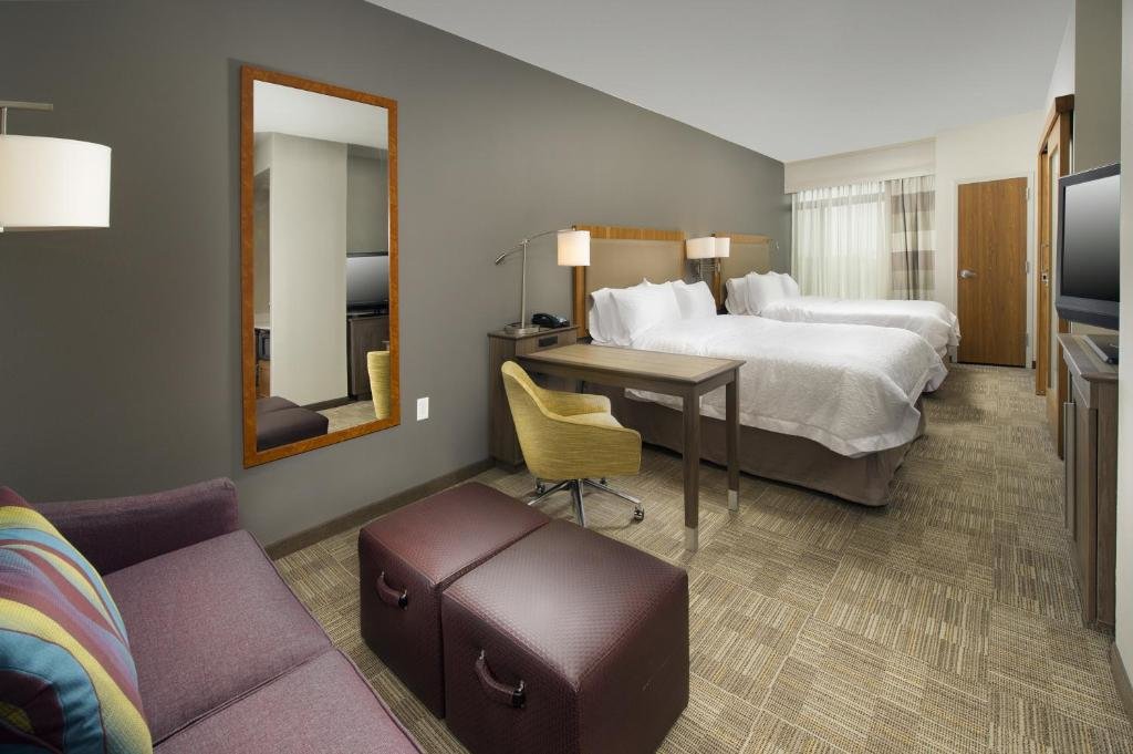 Четырёхместный студия-люкс Hampton Inn & Suites San Antonio Northwest/Medical Center