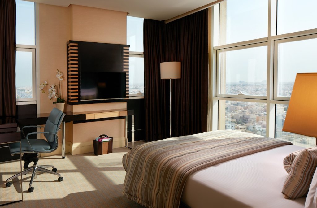 Двухместный люкс Millennium Hotel & Convention Centre Kuwait