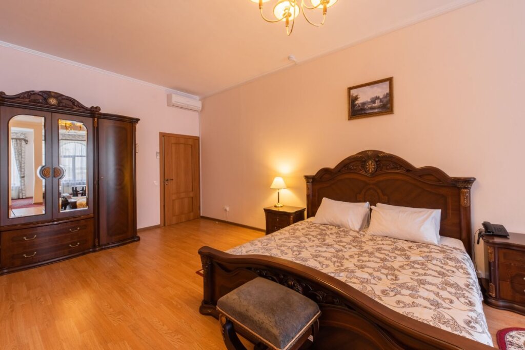 Suite triple 2 dormitorios Hotel Zagorodny Hotel Atelika Grand Olgino 3***
