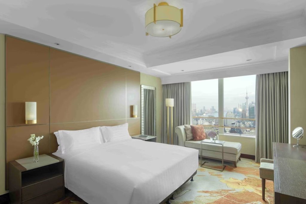 Двухместный люкс Deluxe Radisson Blu Hotel Shanghai New World