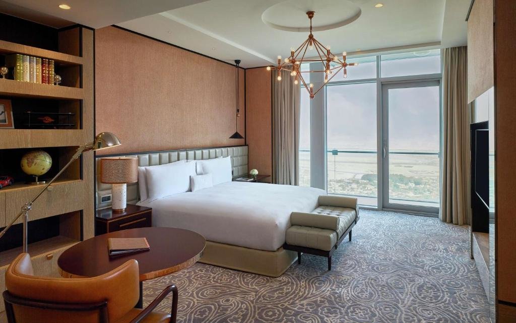 Люкс Residential с 3 комнатами с балконом Waldorf Astoria Dubai International Financial Centre
