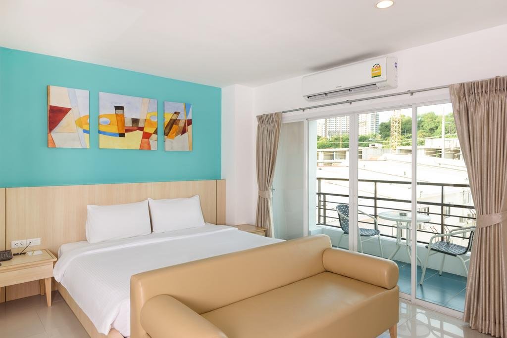 Premier room FX Hotel Pattaya