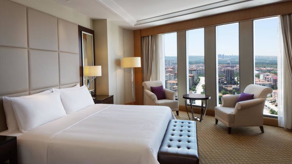 Двухместный полулюкс c 1 комнатой с видом на город JW Marriott Hotel Ankara