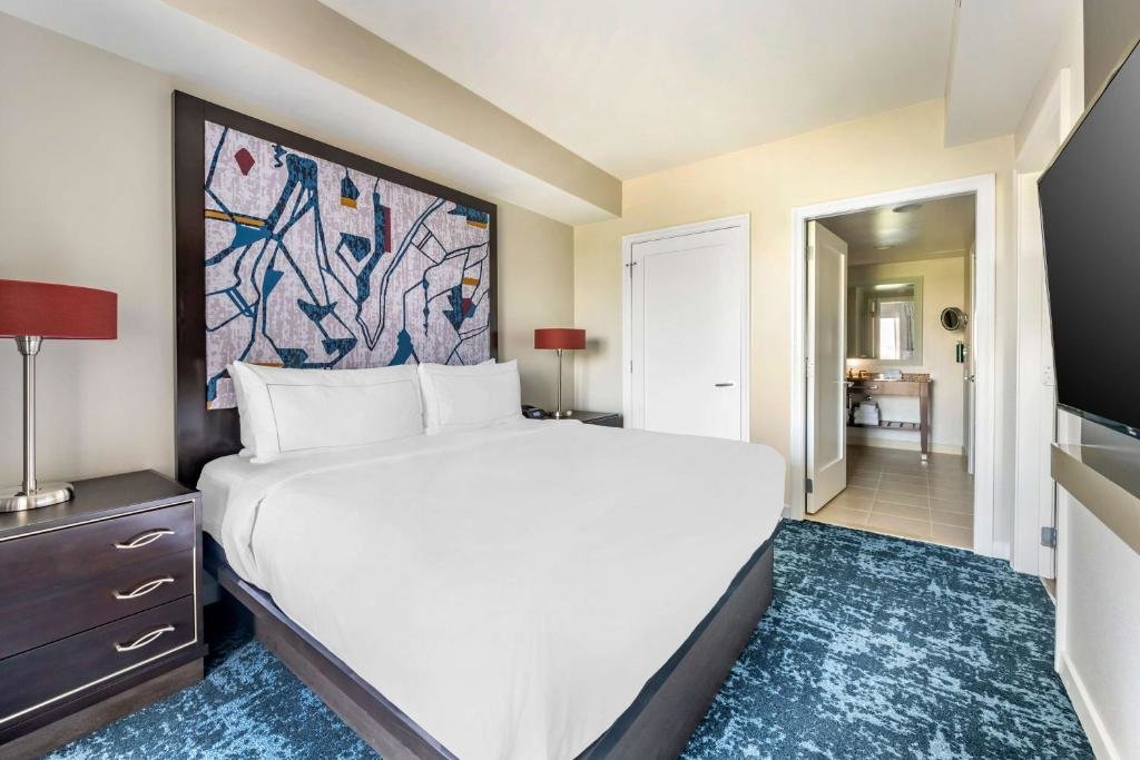 1 Bedroom Accessible Double Suite Hilton Grand Vacations Club Las Palmeras Orlando