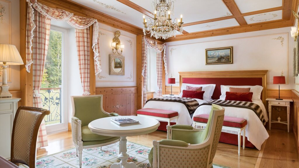 Двухместный номер Superior с балконом Cristallo, a Luxury Collection Resort & Spa, Cortina D 'Ampezzo
