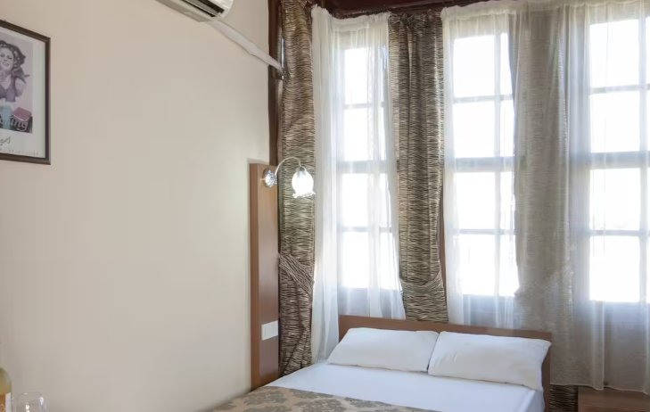 Small Second Floor Single room Konak Hotel Kaleiçi