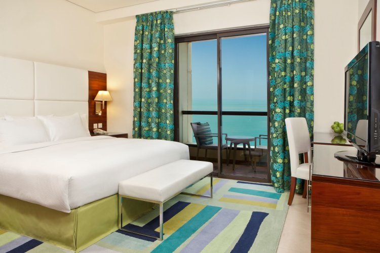 Suite familiare 4 camere con balcone e con vista mare Hilton Dubai The Walk