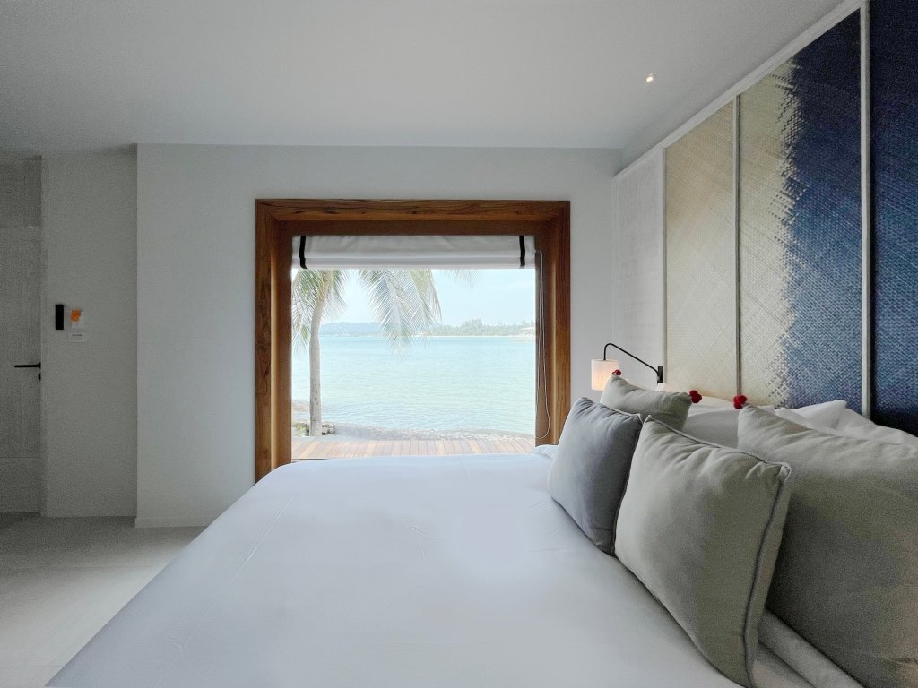 Четырёхместный номер Standard с 2 комнатами beachfront Rocky's Boutique Resort - Veranda Collection Samui - SHA Extra Plus