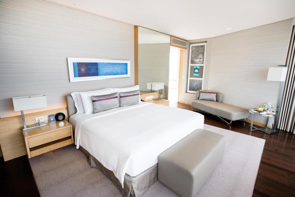 Avani Doppel Panorama Junior-Suite mit Flussblick Avani Plus Riverside Bangkok Hotel