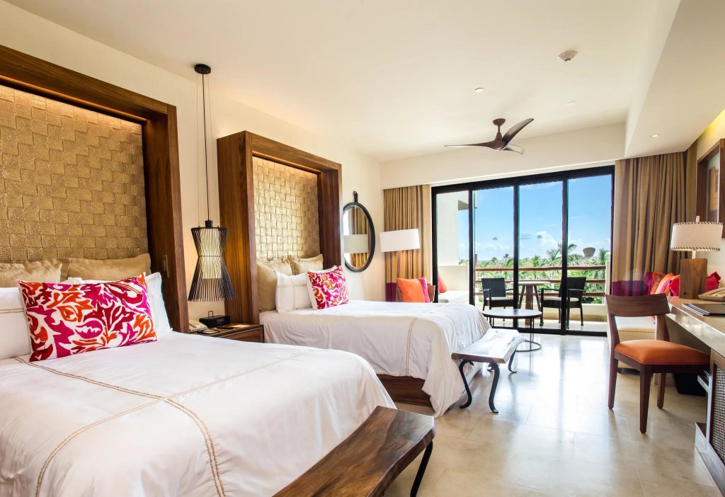 Double Junior Suite with balcony Secrets Akumal Riviera Maya Hotel