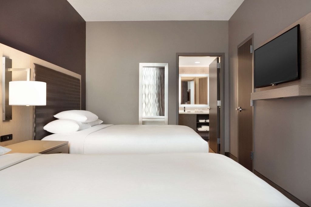 Vierer Suite 2 Schlafzimmer mit Stadtblick Embassy Suites by Hilton Charlotte Uptown