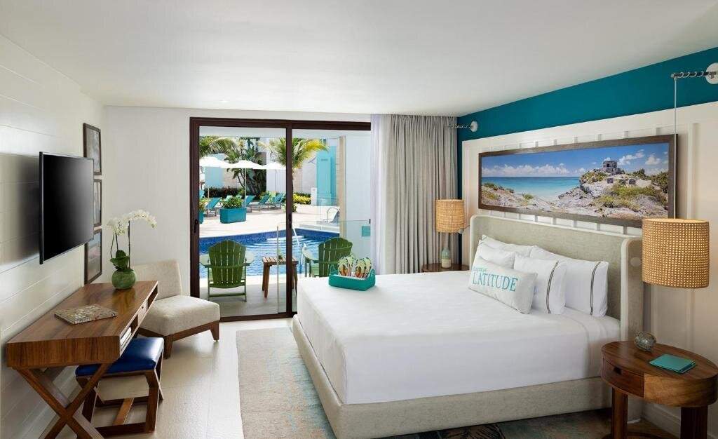 Swim Up Quadruple Paradise Junior Suite Margaritaville Island Reserve Riviera Cancún - An All-Inclusive Experience for All
