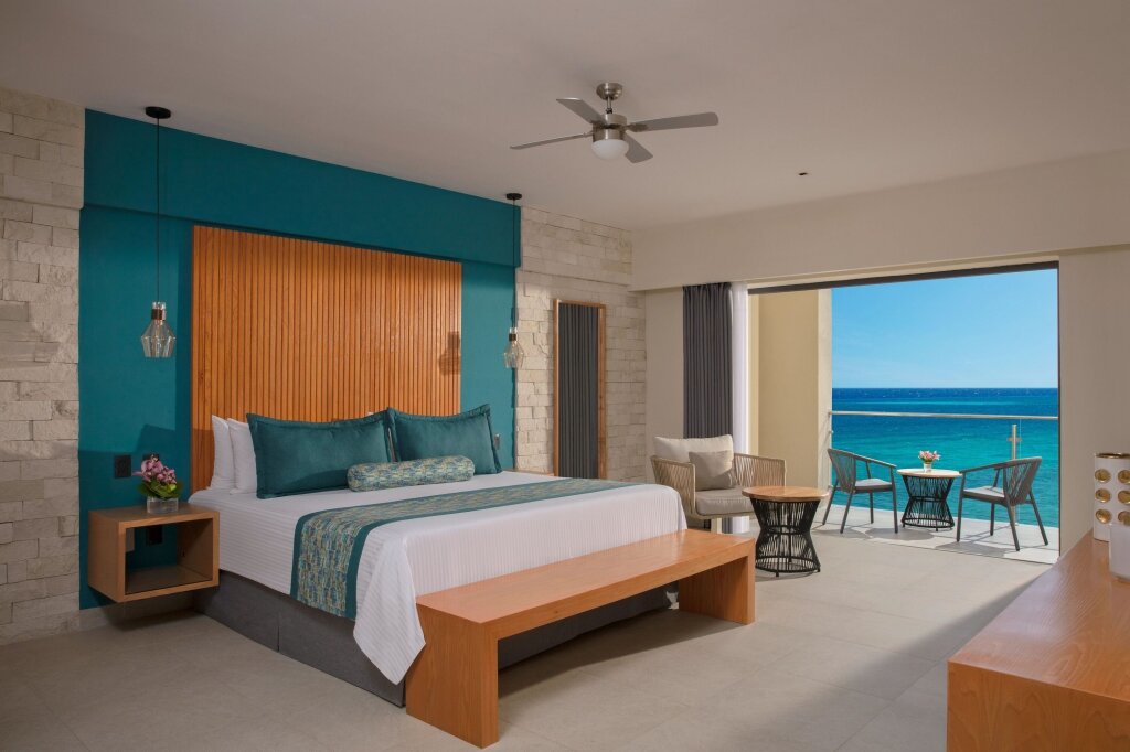 Master Suite Dreams Cozumel Cape Resort & Spa