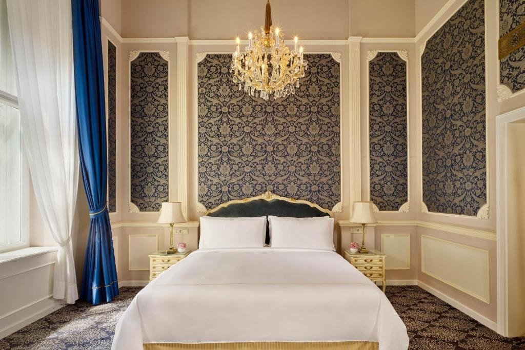 Двухместный люкс Elisabeth c 1 комнатой Hotel Imperial, a Luxury Collection Hotel, Vienna