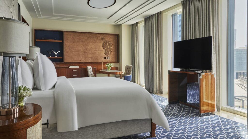 Двухместный номер Premier Four Seasons Hotel Abu Dhabi at Al Maryah Island