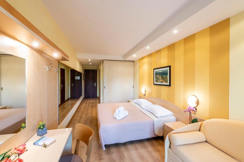 Quadruple Suite Hotel Pineta Campi
