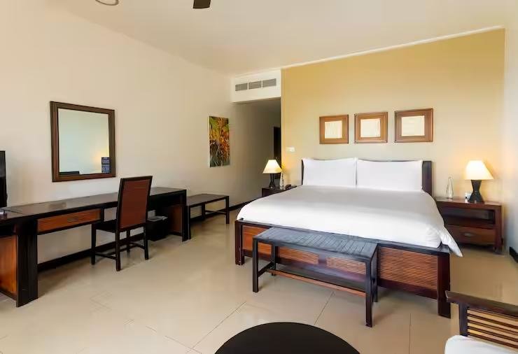 Двухместный номер Deluxe с видом на океан DoubleTree by Hilton Seychelles Allamanda Resort & Spa