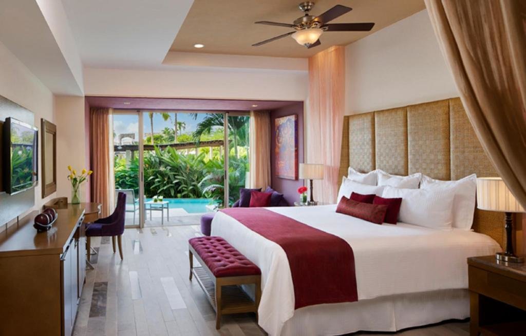 Двухместный полулюкс Swim Out Secrets Vallarta Bay Resort & SPA - Только для взрослых