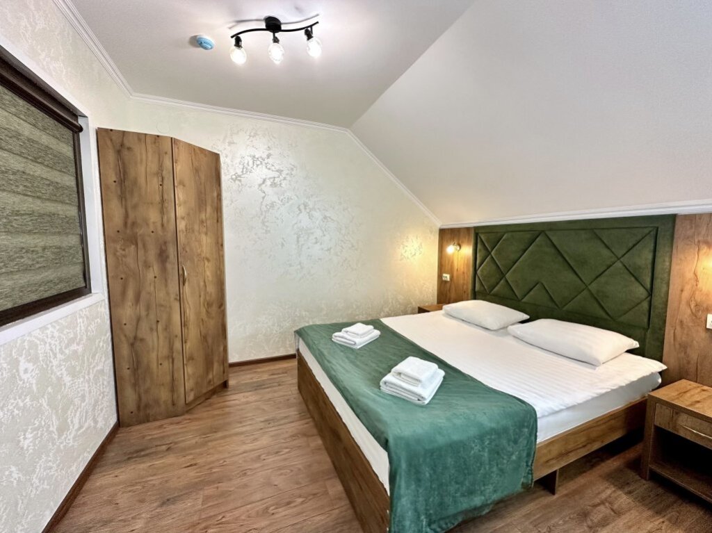 Deluxe Zimmer 2 Schlafzimmer Dachboden Atam Mini-hotel