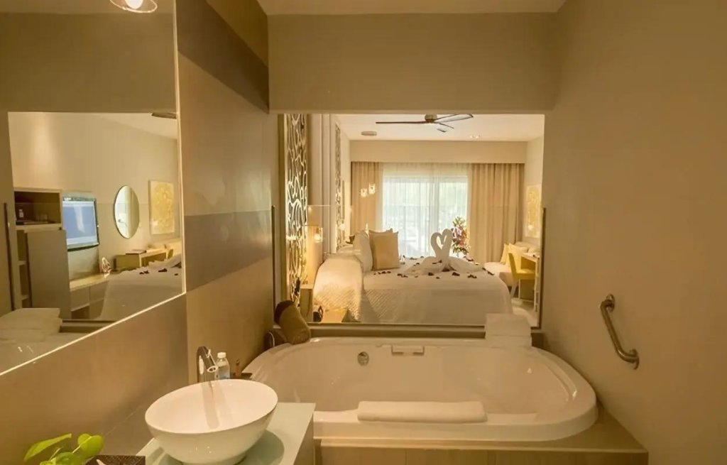 Royal Double Suite El Dorado Royale Gourmet Inclusive Resort & Spa