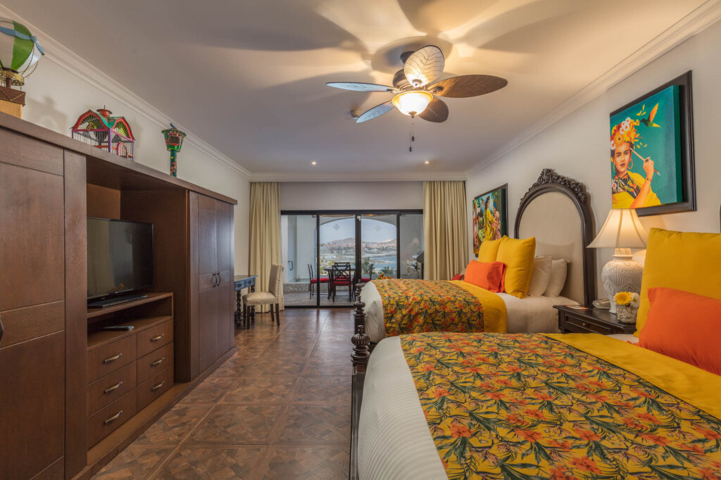 Шестиместный люкс Vista с 2 комнатами Hacienda Encantada Resort & Spa