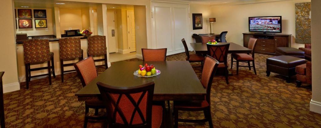 Двухместный люкс Hospitality Rosen Plaza Hotel Orlando Convention Center