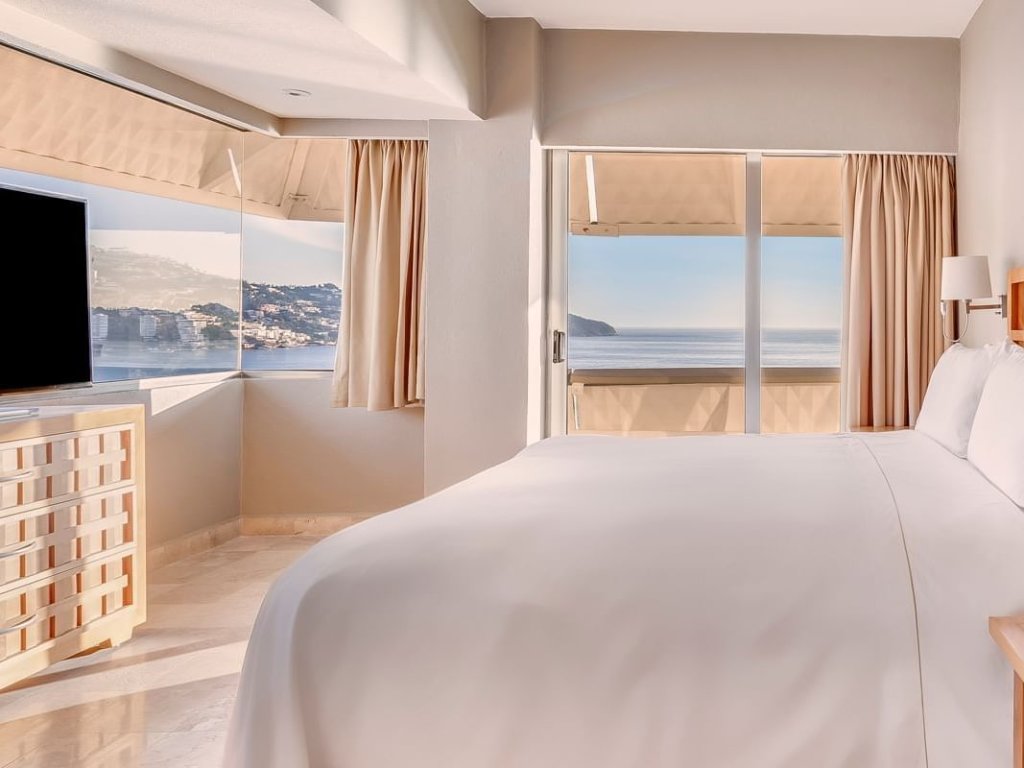 3 Bedrooms Plus Master Suite Fiesta Americana Acapulco Villas