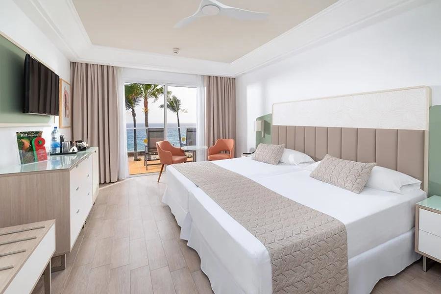 Двухместный люкс c 1 комнатой с видом на море Hotel Riu Gran Canaria