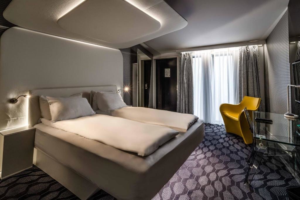 Standard Double room with view Magic Hotel Korskirken
