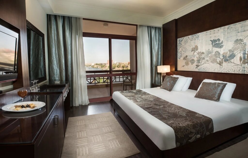 Люкс Luxury Pyramisa Island Hotel Aswan