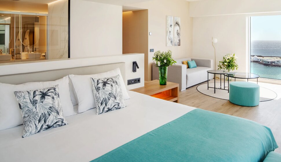 Двухместный люкс Infinity Arrecife Gran Hotel & Spa