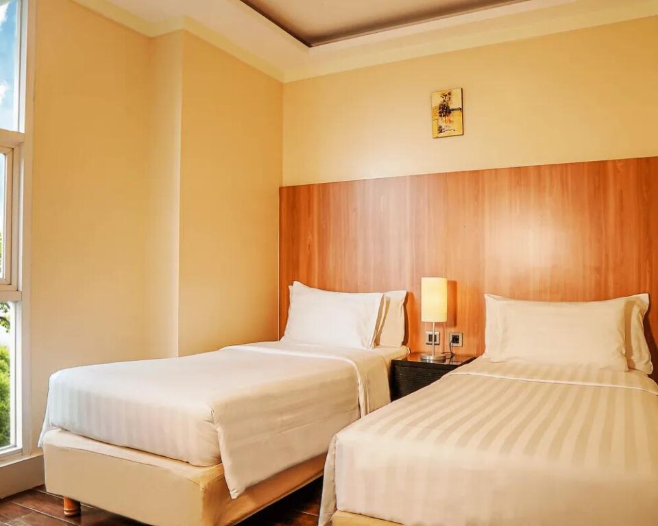 Четырёхместный Condotel с 2 комнатами Курортный отель ASTON Bogor Hotel and Resort