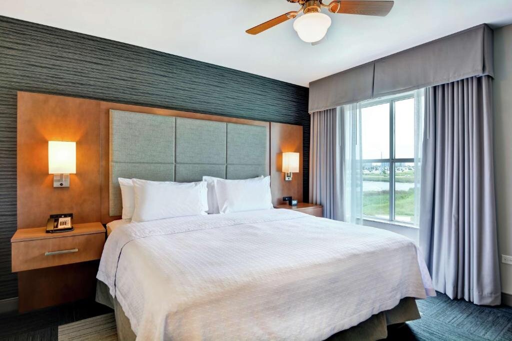 Suite 1 dormitorio Homewood Suites by Hilton TechRidge Parmer @ I-35