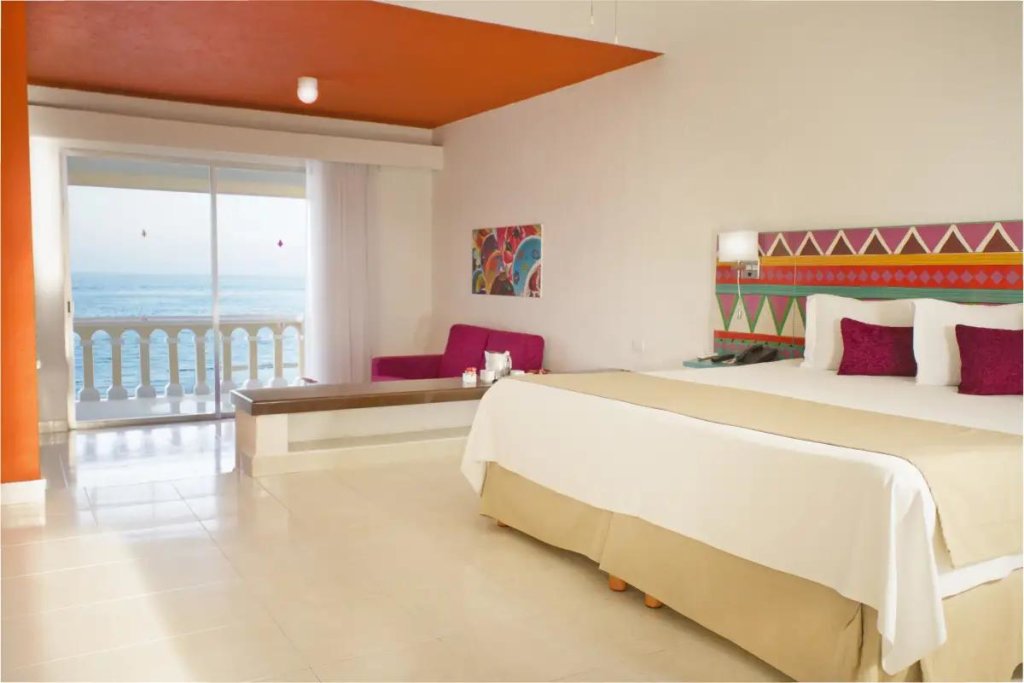 Двухместный полулюкс с видом на океан All Ritmo Cancun Resort & Water Park