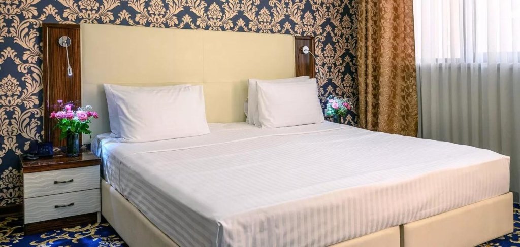 Superior with Terrace Double room Royal Plaza Hotel Yerevan