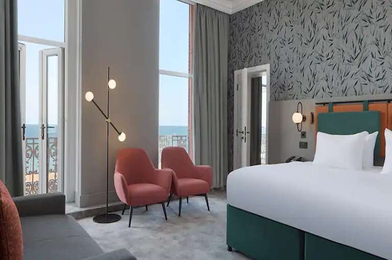 Двухместный люкс c 1 комнатой с балконом и с видом на море DoubleTree By Hilton Brighton Metropole